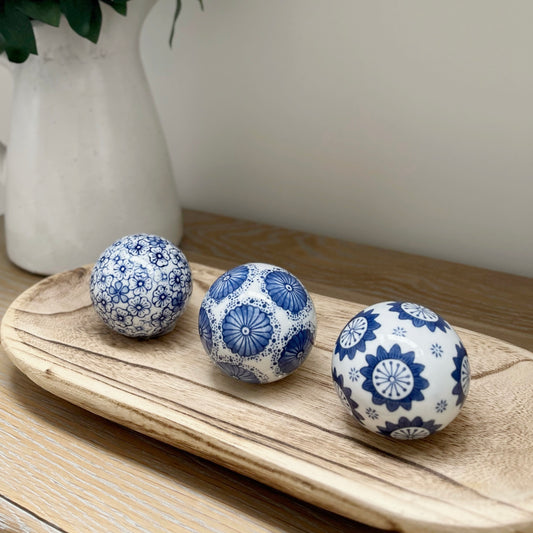 Set Of 3 Sumatra Blue & White Small Decorative Ball